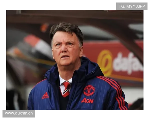 曼联复兴之路遭遇瓶颈：范加尔战术革命撕裂球员心态，豪门崛起与堕落之谜！