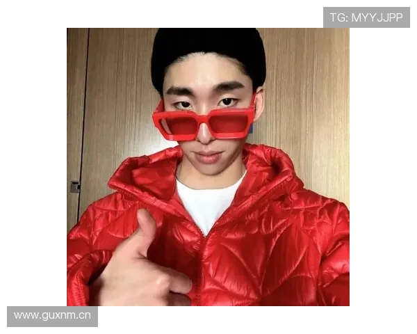 林孝埈训练完直接拎着爱马仕去吃炸鸡？